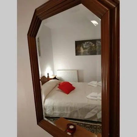 Apartment Beautiful And Comfortable House Vyzítsa